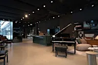 Ein Jahr Steinway & Sons Flagshipstore am Kronprinzplatz