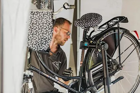 Fahrrad-Schraubkurs für Frauen – Reifenpanne & Fahrradpflege