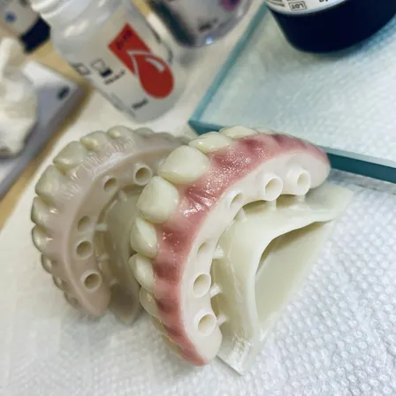 7. Sintered Full-Arch Zirconia- Porcelain Stacking, Stain & Glaze & Polish