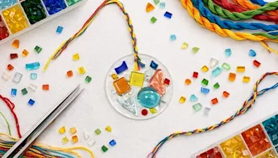 Mosaic & crystal mini suncatcher art & craft - 1.30pm