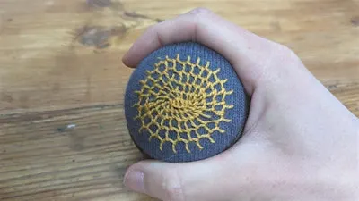 Clothing Repair Workshop: Scotch Darning and Honeycomb Darning
