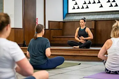 Yoga in het museum