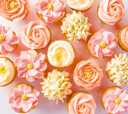 Buttercream Botanicals - A floral buttercream cupcake class!