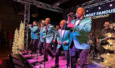 ❄️ The Best Intentions: Motown Christmas (Friday) ❄️