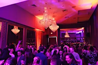 Singles Mixer at Four Seasons Hotel in Palo Alto!
