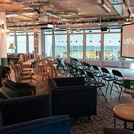 Clay in Frankfurt: Chapter Kickoff