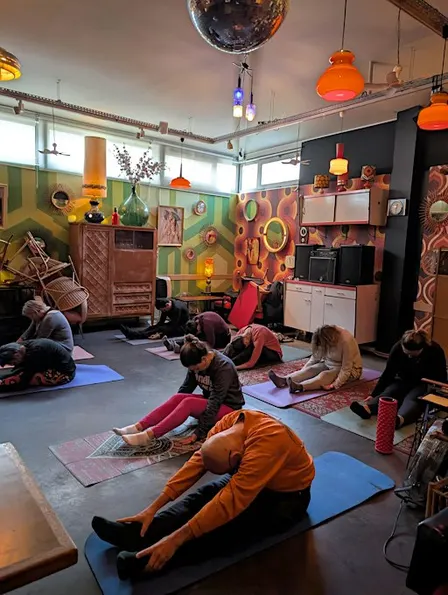 Imperfect Yoga Saturday Brunch Club: L'age d'or