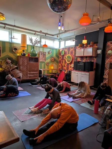 Imperfect Yoga Saturday Brunch Club: L'age d'or