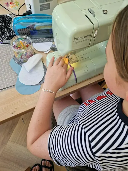 Children's beginner sewing class - scrunchie and sleeping mask