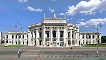 Vienna Highlights Audio Tour: Imperial Treasures and Architectural Wonders