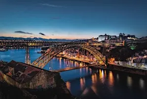 Porto Highlights Audio Tour: Historic Charms and Riverside Wonders