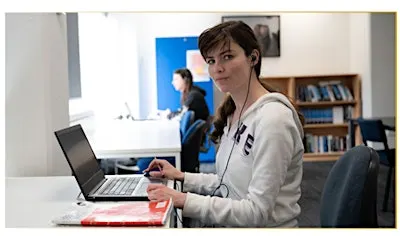 Whitecliffe Holiday Programme:  CYBER SECURITY +   MOBILE DEVELOPMENT