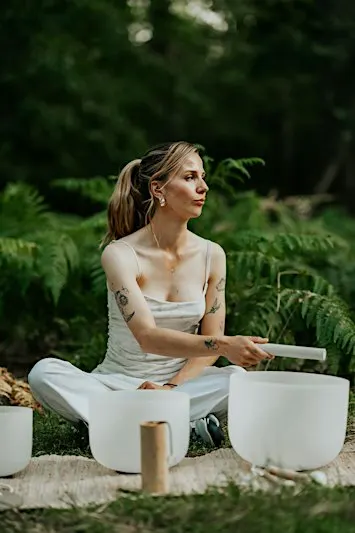 Release + Receive Sound Bath & Meditation | Bicester | solara flow with iz
