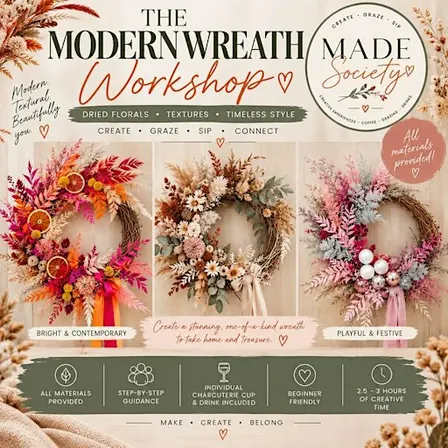 A VERY MADE CHRISTMAS: Modern Wreath Edition