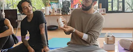Introducción a la Formación de Yoga Restaurativo