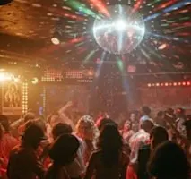 Sapphics Just Wanna Have Fun : 30+ ’80s Night Out