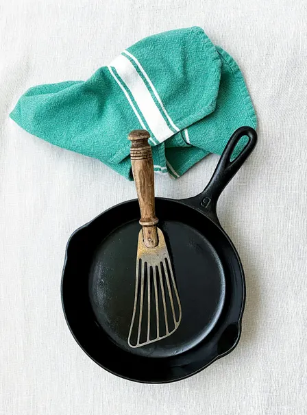Mastering the Art of Cast Iron Cooking