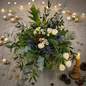 Christmas Table Decoration: Festive Floral Posy (BYOB)