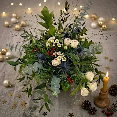 Christmas Table Decoration: Festive Floral Posy (BYOB)
