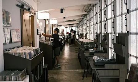Book A Visit With Us!  [请阅读下方的说明]