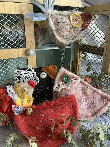 Sew a little ‘Scrappy Hen’ - create your calm