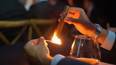 The Art of Premium Cigar Pairing