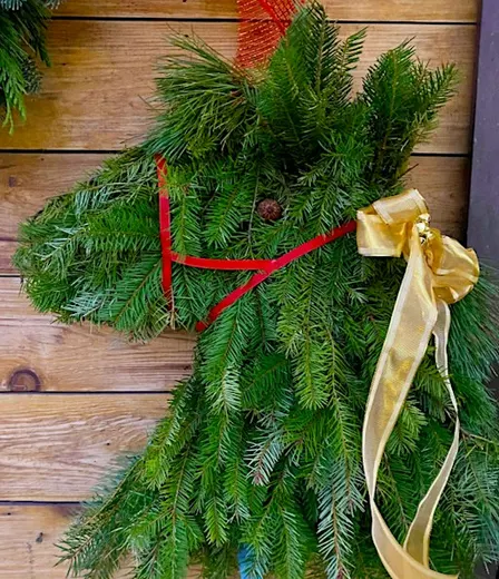 Holiday Horse Head Wreath Workshop