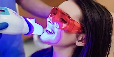 Teeth Whitening & Tooth Gem training