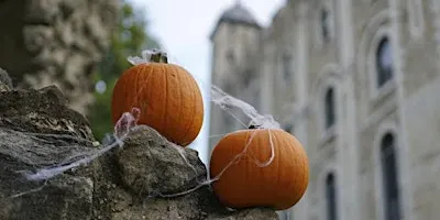 Move and Sketch goes Halloween at Tower of London