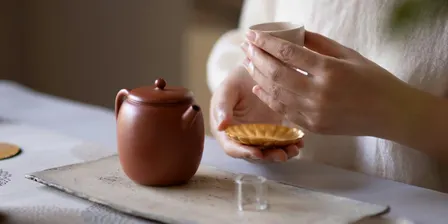 Mid-Autumn Tea Ceremony: Mooncakes & Live Erhu Music