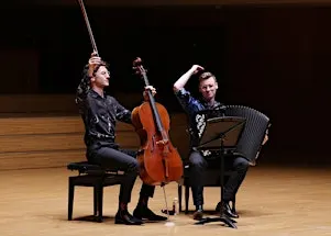 Duo Kiasma