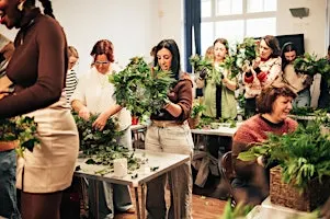 2 for £60 Christmas wreath-making workshop with free prosecco & cake!