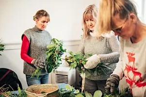 2 for £60 Christmas wreath-making workshop with free prosecco & cake!