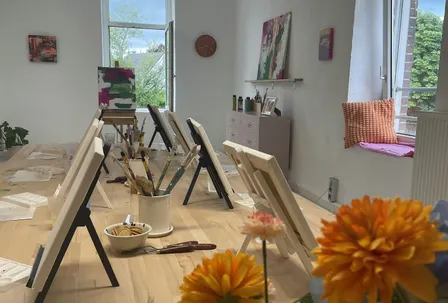 Paint & Pause