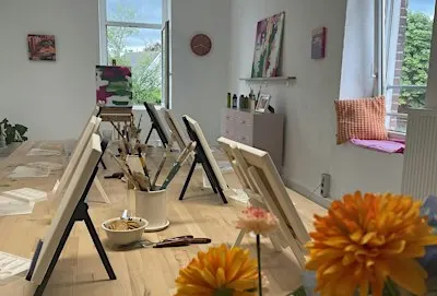 Paint & Pause