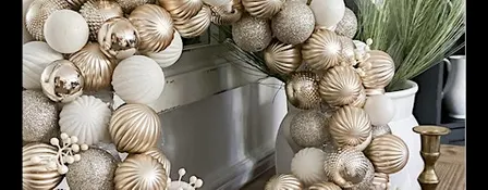 Sip & Craft Door Wreath Edition