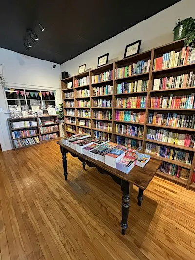 Silent Book Club Night at Pickadilly Books & Coffee
