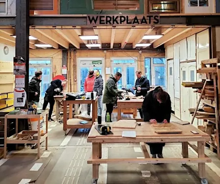 Klusworkshop: Bouw een insectenhuis of weggeefkast voor de buurt