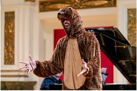 DER EHRBÄR UND DIE GESCHICHTE DES HORNS