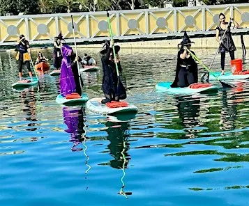 Witches Paddle