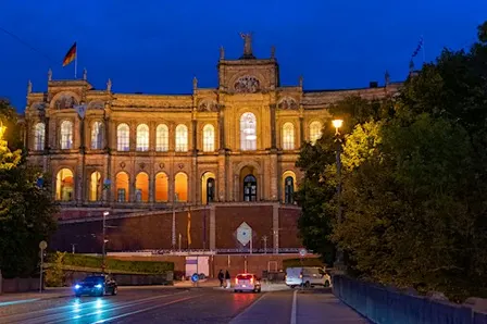 Besuch im Bayerischen Landtag – exklusive Führung mit MdL Kerstin Schreyer