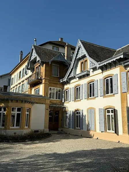 Atelier de constellations familiales et systémiques en groupe