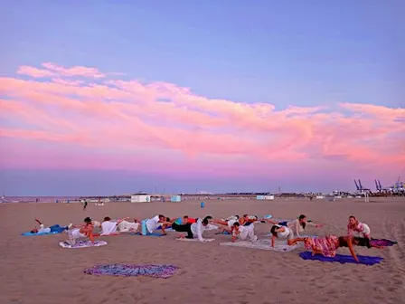 Luna Llena + Ceremonia de Cacao + "Yoga" + Ejercicios Bienestar + ️ Picnic