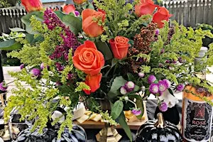 Halloween floral class and party