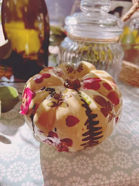 Pretty Pressed Flower Pumpkin