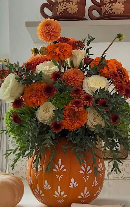Holiday Pumpkin & Floral Design