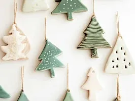 Christmas ornament decorating workshop (Gorseinon session 1)