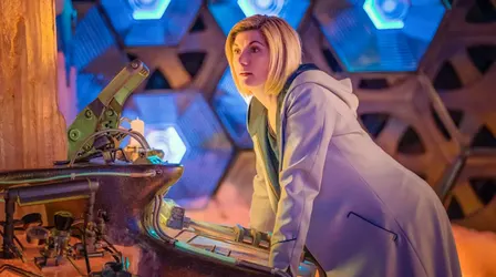 Jodie Whittaker Autos + Photos, Chicago TARDIS 2026