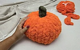 Hand Knit Your Own Chunky Pumpkin!