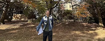 Autumn Walking Tour - Trees, Pizza, & Beer